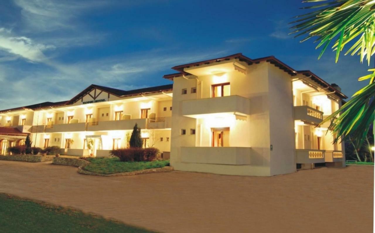 Yannis Hotel Krinidhes Exterior photo